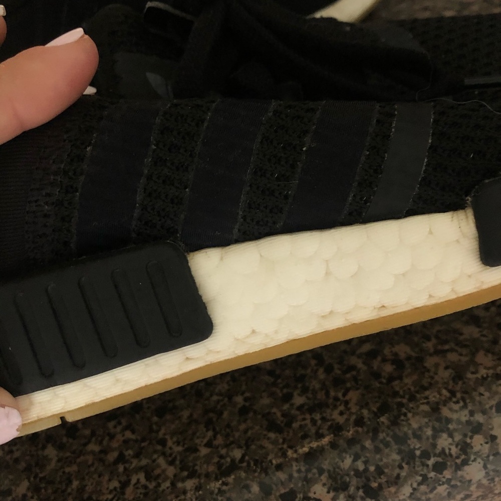 NMD R1 adidas - Picture 4 of 9